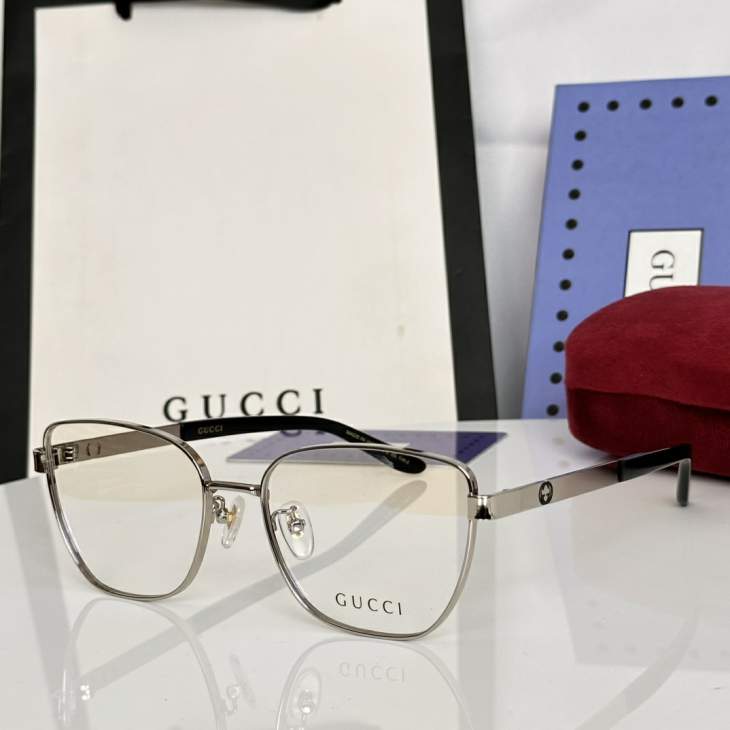 Picture of Gucci Sunglasses _SKUfw79339078fw